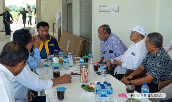 Selain pengembangan kampus, pimpinan Unesa merencanakan untuk membuka labschool di Magetan.