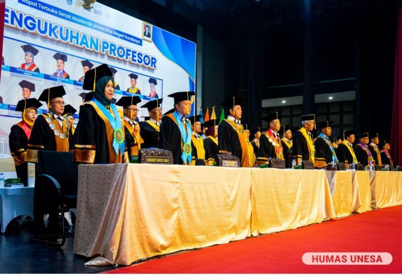 Program percepatan dosen menjadi guru besar yang diterapkan UNESA berhasil melahirkan puluhan profesor per tahun. Sepanjang 2024, UNESA sudah mengukuhkan 34 profesor.