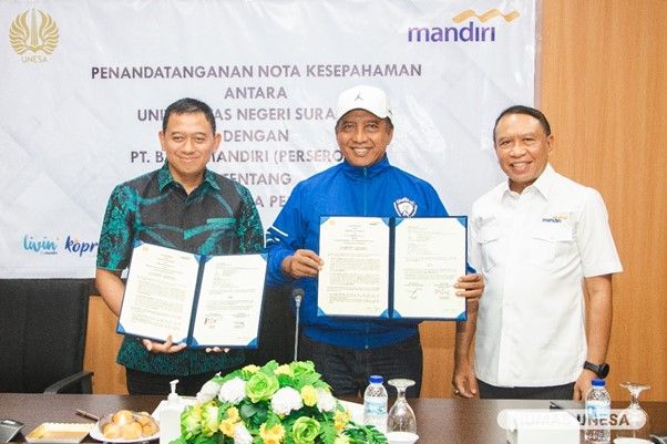 gambar penandatanganan MoU